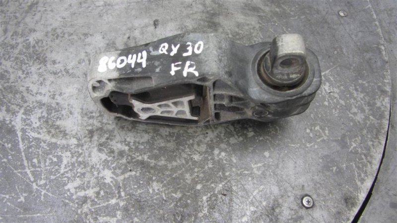Подушка двигателя нижняя левая INFINITI QX30 16-20 11360-5DA0A Б/У