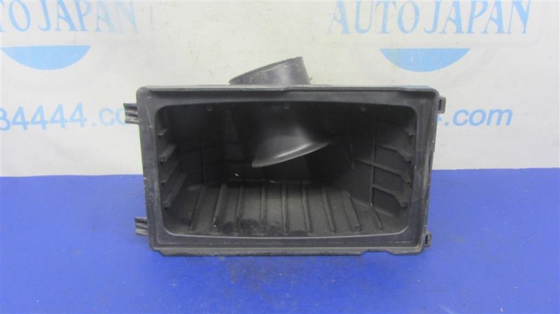 Крышка корпуса воздушного фильтра X-TRAIL/ROGUE T32 13-20 Крышка корпуса воздушного фильтра X-TRAIL/ROGUE T32 13-20