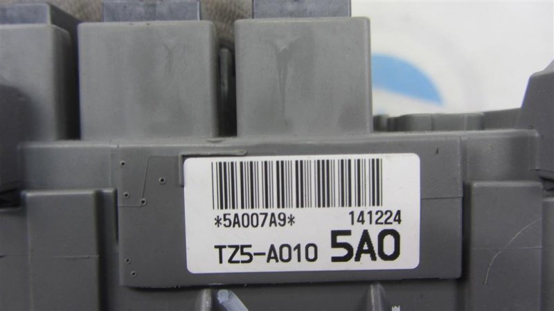 Блок предохранителей салон передний правый MDX (YD3) 13-21 2016 Внедорожник 3.5