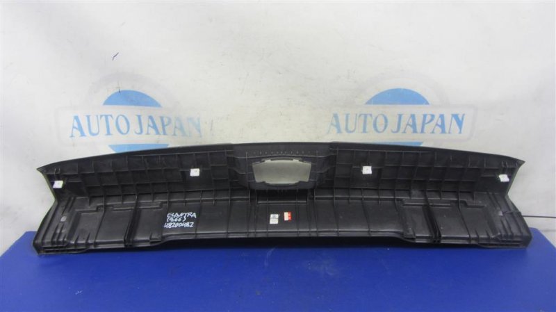 Накладка панели багажника внутренняя ELANTRA HD 06-11 2010 Универсал 2.0 G4GC