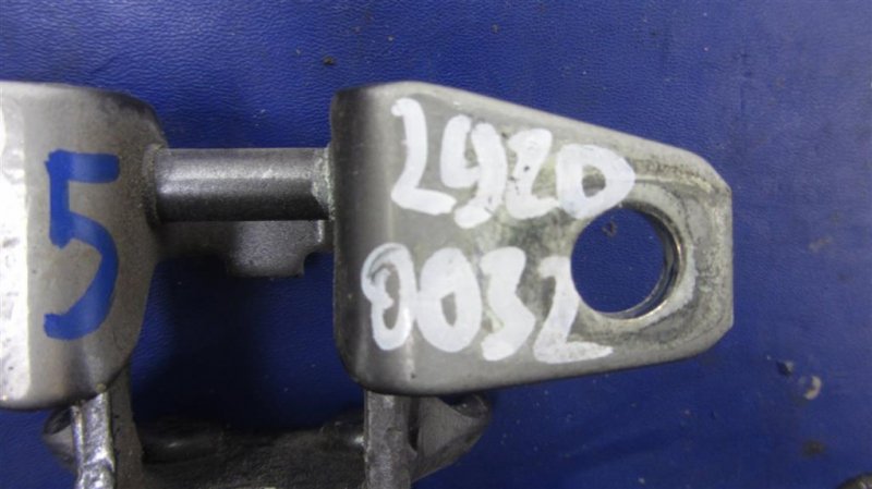 Петля двери верхняя задняя левая LANCER X 10 07-15 2007 Седан 2.0 Петля двери верхняя задняя левая LANCER X 10 07-15 2007 Седан 2.0