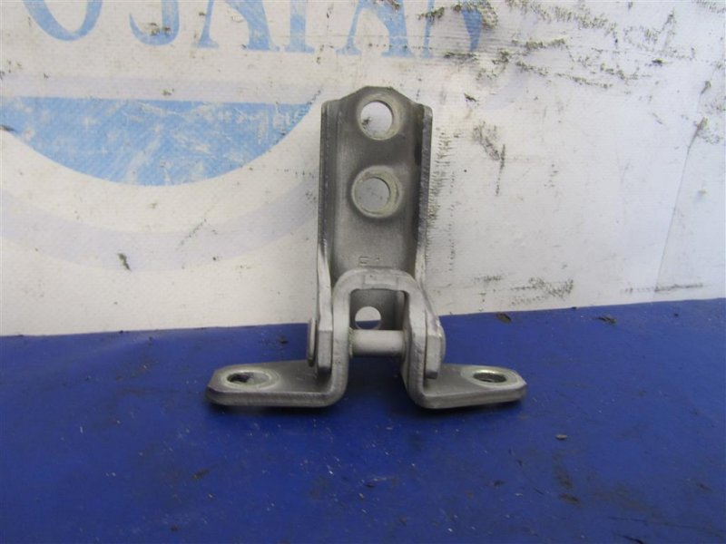 Петля двери нижняя передняя правая OUTLANDER XL 05-13 2006 Внедорожник 3.0