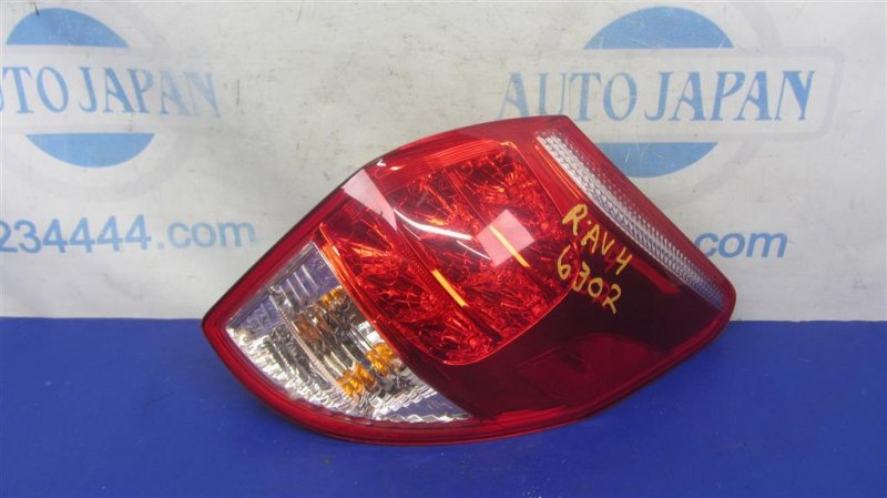 Запчасть фонарь наружный задний правый TOYOTA RAV4 05-12 2008 GSA33 3.5 2GR-FE 81551-42100 Б/У Фонарь наружный задний правый TOYOTA RAV4 05-12 2008 GSA33 3.5 2GR-FE 81551-42100 Б/У