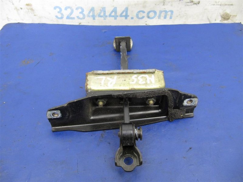 Ограничитель двери задний левый M35/M45 04-10 2006 Седан 3.5 VQ35DE