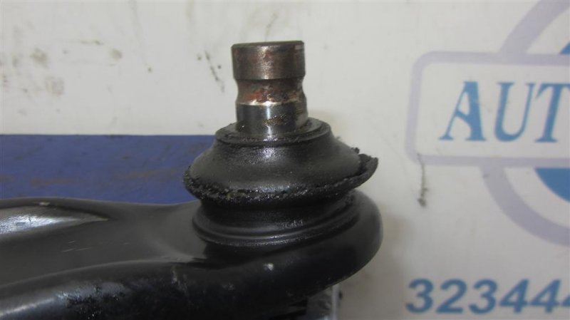 Рычаг передней подвески нижний передний левый OUTLANDER XL 05-13 2007 Внедорожник 3.0