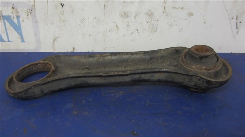 Рычаг задней подвески поперечный нижний задний левый MITSUBISHI OUTLANDER XL 05-13 Внедорожник 3.0 Рычаг задней подвески поперечный нижний задний левый MITSUBISHI OUTLANDER XL 05-13 Внедорожник 3.0