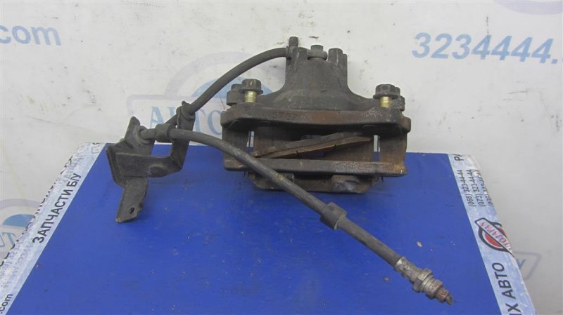 Суппорт тормозной передний левый MITSUBISHI OUTLANDER XL 05-13 Внедорожник 3.0 Суппорт тормозной передний левый MITSUBISHI OUTLANDER XL 05-13 Внедорожник 3.0