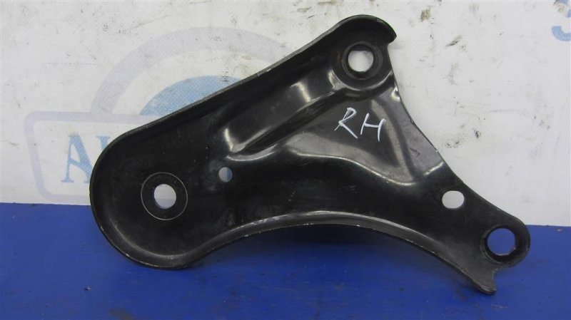 Крепление балки подвески переднее правое ACURA MDX (YD3) 13-21 Внедорожник 3.5