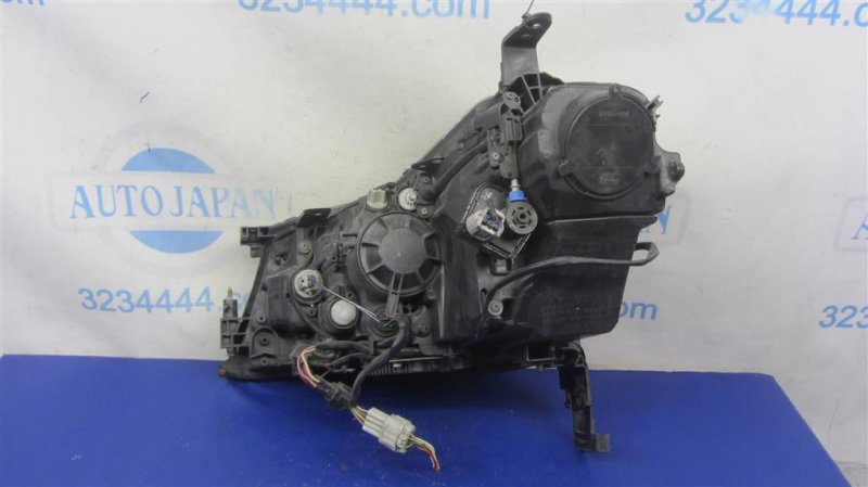 Фара передняя правая INFINITI M35/M45 04-10 Седан 3.5 VQ35DE