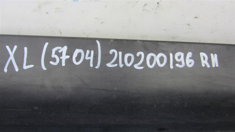 Накладка порога наружная правая OUTLANDER XL 05-13 2007 Внедорожник 3.0