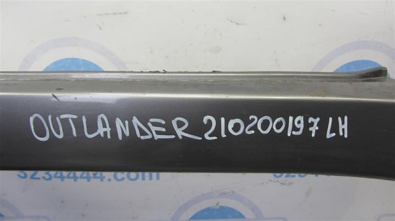 Накладка порога наружная правая OUTLANDER 03-07 2005 Внедорожник 2.4