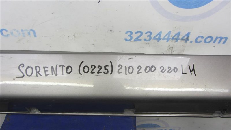 Накладка порога наружная левая SORENTO XM 09-14 2012 Внедорожник 3.5