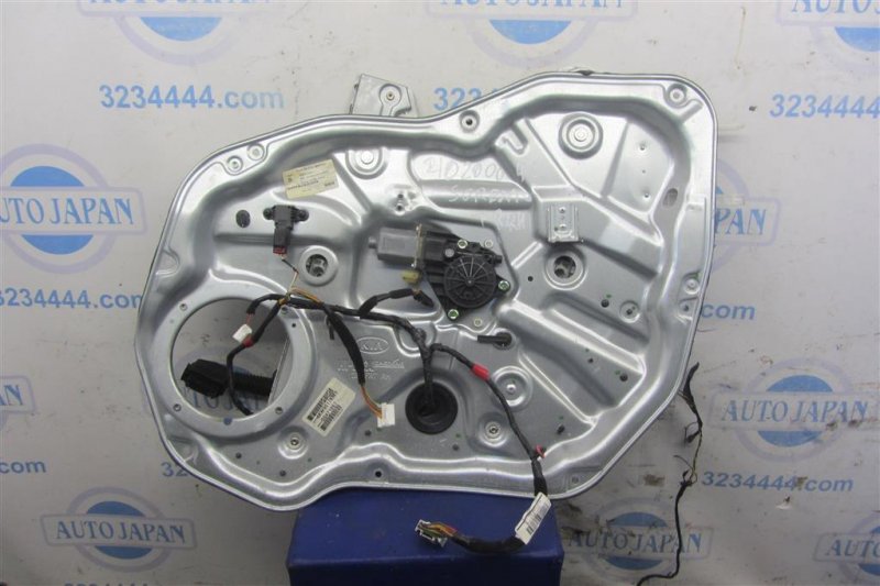 Запчасть стеклоподъемник передний правый KIA SORENTO XM 09-14 2012 Внедорожник 3.5 82402-1U000 Б/У Стеклоподъемник передний правый KIA SORENTO XM 09-14 2012 Внедорожник 3.5 82402-1U000 Б/У