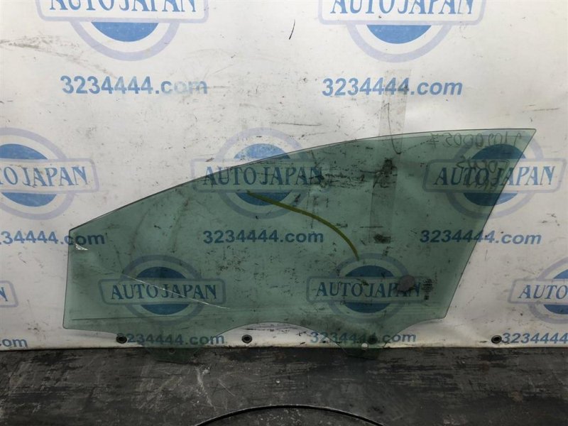 Стекло двери переднее правое FOCUS 10-18 2014 Седан 2.0