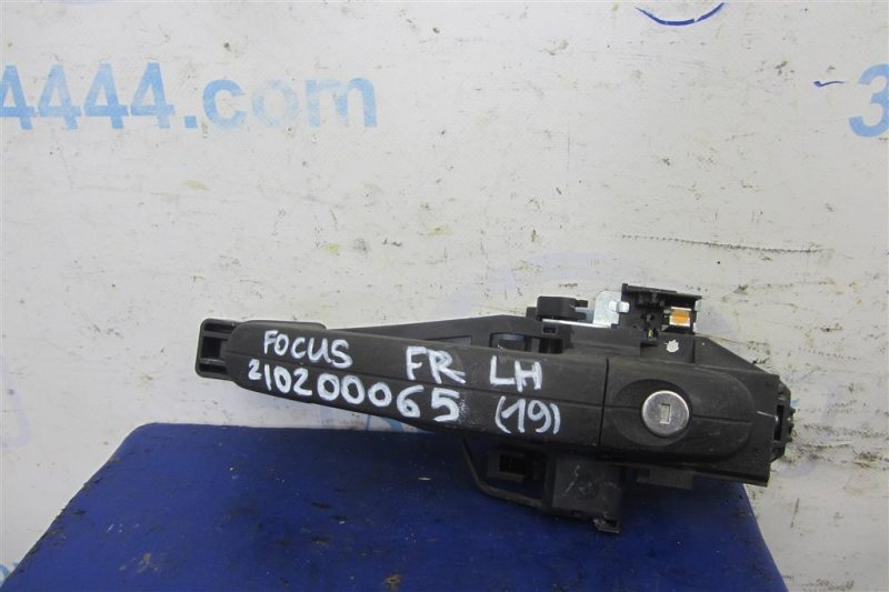 Ручка двери наружная передняя левая FORD FOCUS 10-18 2014 Седан 2.0 CV6Z-5422404-CA Б/У