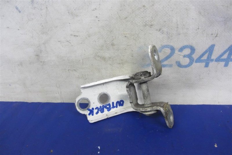 Петля двери нижняя задняя левая SUBARU OUTBACK 09-14 BR Внедорожник 2.5