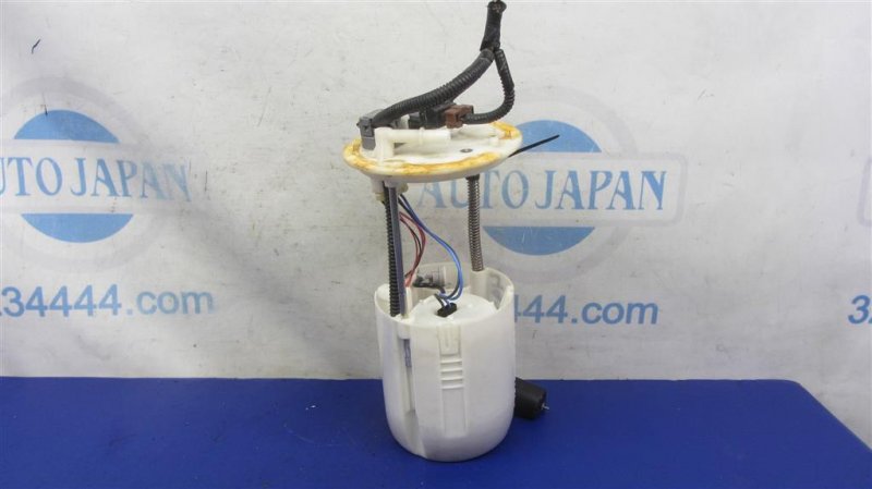 Запчасть топливный насос MITSUBISHI OUTLANDER XL 05-13 2009 Внедорожник 2.4 1760A301 Б/У Топливный насос MITSUBISHI OUTLANDER XL 05-13 2009 Внедорожник 2.4 1760A301 Б/У