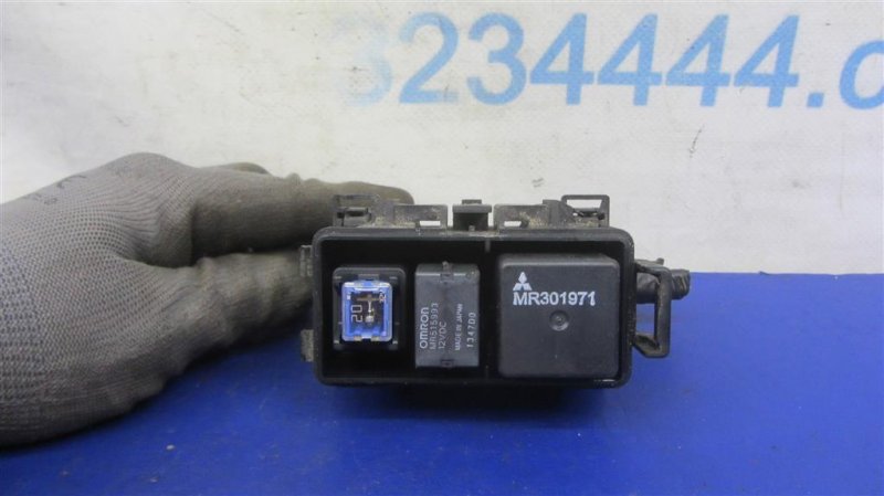 Реле MITSUBISHI GALANT 03-12 2008 Седан 2.4 MR986305 Б/У