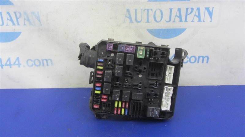 Запчасть блок предохранителей моторный отсек MITSUBISHI OUTLANDER XL 05-13 2007 Внедорожник 3.0 8565A111 Б/У Блок предохранителей моторный отсек MITSUBISHI OUTLANDER XL 05-13 2007 Внедорожник 3.0 8565A111 Б/У