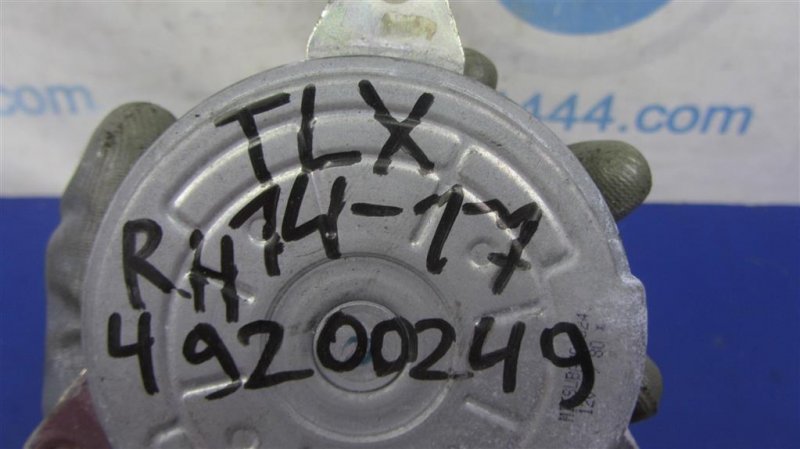 Мотор вентилятора охлаждения правый TLX 14-17 Мотор вентилятора охлаждения правый TLX 14-17