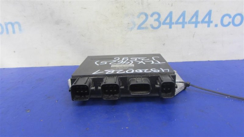 Блок управления форсунками TLX 14-17 2016 Седан 3.5