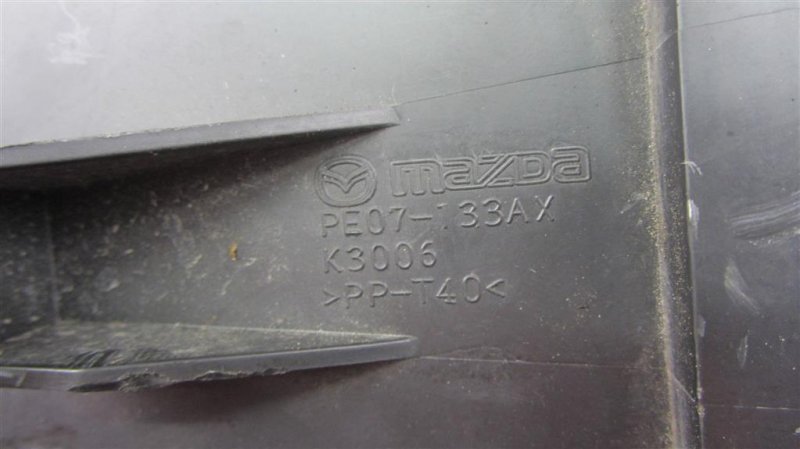 Корпус воздушного фильтра 3 BL 09-13 2012 Седан 2.0 Корпус воздушного фильтра 3 BL 09-13 2012 Седан 2.0