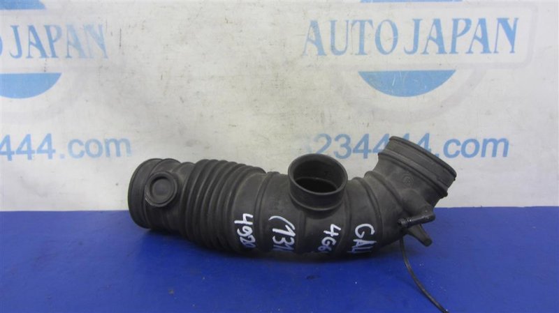 Патрубок воздушного фильтра MITSUBISHI GALANT 03-12 Седан 2.4 Патрубок воздушного фильтра MITSUBISHI GALANT 03-12 Седан 2.4