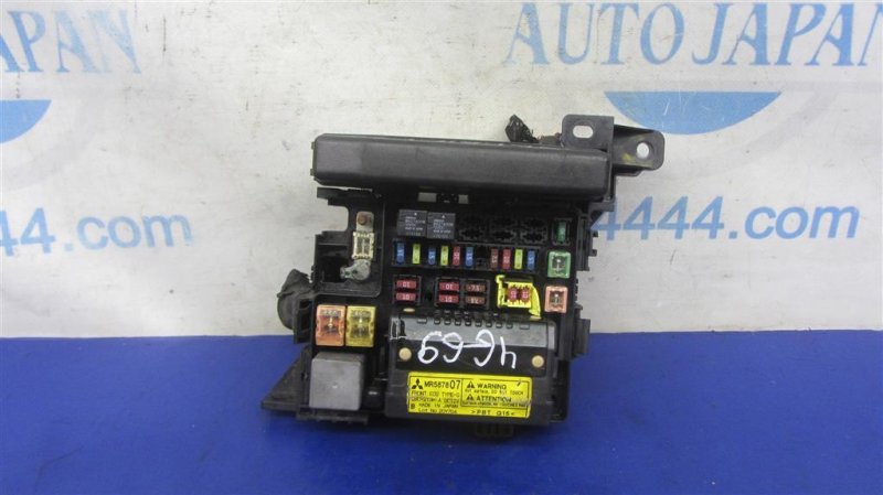 Запчасть блок предохранителей моторный отсек MITSUBISHI GALANT 03-12 8501A835 Б/У Блок предохранителей моторный отсек MITSUBISHI GALANT 03-12 8501A835 Б/У