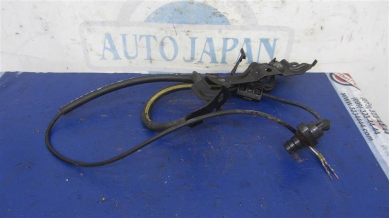 Запчасть датчик abs передний правый TOYOTA SIENNA 11-16 2014 Внедорожник 3.5 89542-08050 Б/У Датчик ABS передний правый TOYOTA SIENNA 11-16 2014 Внедорожник 3.5 89542-08050 Б/У