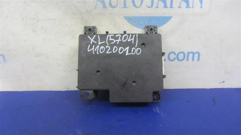 Блок предохранителей салон MITSUBISHI OUTLANDER XL 05-13 Внедорожник 3.0