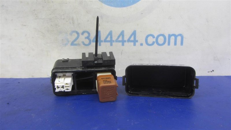 Реле INFINITI M35/M45 04-10 2006 Седан 3.5 VQ35DE 25237-13E60 Б/У