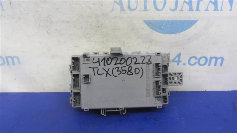 Блок предохранителей салон ACURA TLX 14-17 Седан 2.4