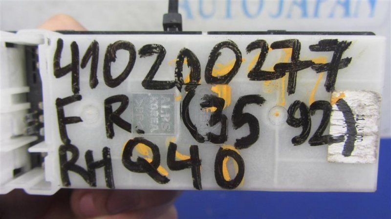 Кнопка стеклоподъемника передняя правая G25/G35/G37/Q40 06-14 2014 Седан 3.7 VQ37VHR