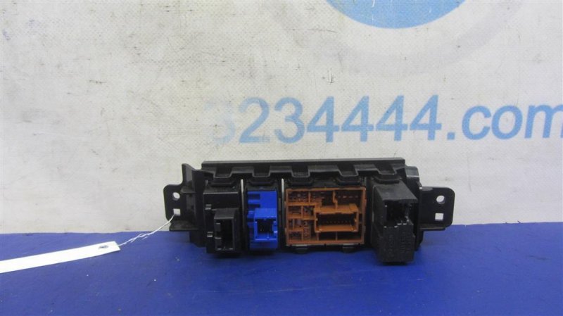 Блок управления зеркалами INFINITI M35/M45 04-10 Седан 3.5 VQ35DE