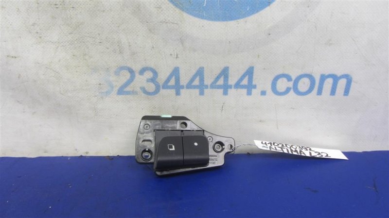 Кнопка NISSAN ALTIMA L32 07-12 24824-JA00A Б/У