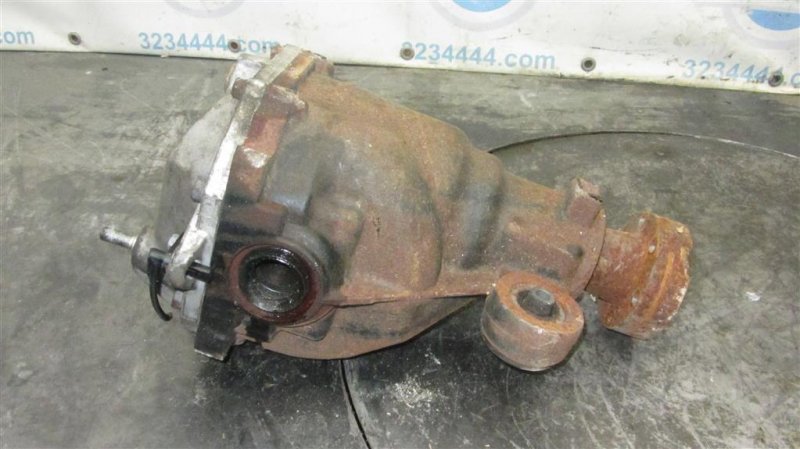 Редуктор задний INFINITI G25/G35/G37/Q40 06-14 2014 Седан 3.7 VQ37VHR 38301-EG39C Б/У