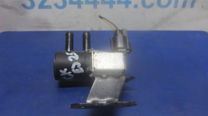 Запчасть клапан электромагнитный (вакуумный) SUBARU OUTBACK 09-14 BR 2011 Внедорожник 2.5 16131AA070 Б/У Клапан электромагнитный (вакуумный) SUBARU OUTBACK 09-14 BR 2011 Внедорожник 2.5 16131AA070 Б/У