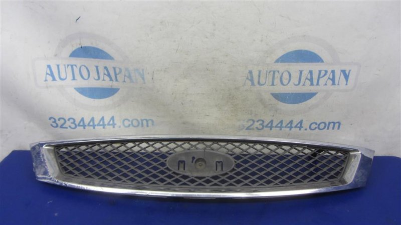 Решетка радиатора FORD FOCUS 04-11 5S4Z-8200-BAC Б/У