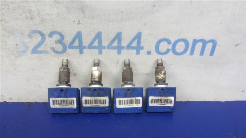 Датчик давления в шинах INFINITI M35/M45 04-10 40700-CD001 Б/У