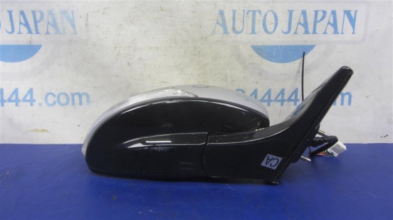 Зеркало правое M35/M45 04-10 Зеркало правое M35/M45 04-10