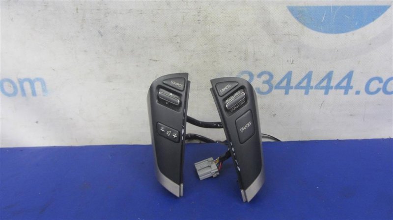 Кнопки на руль NISSAN TEANA J32 08-14 25550-1AA1A Б/У