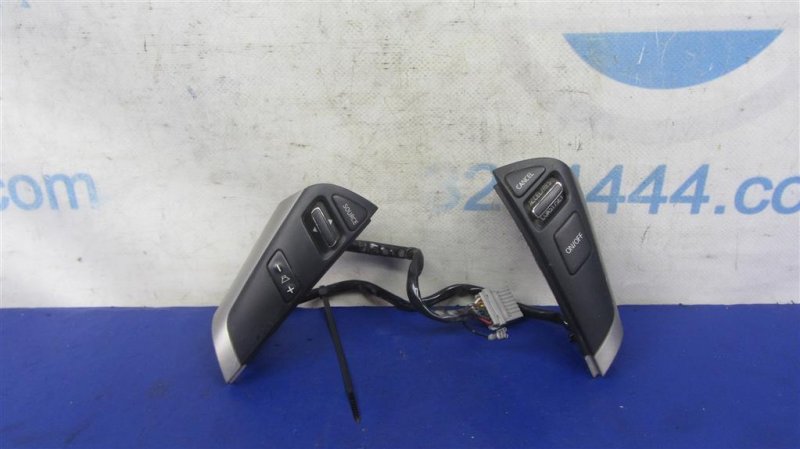 Кнопки на руль NISSAN TEANA J32 08-14 25550-1AA1A Б/У