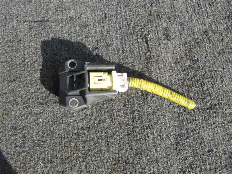 Датчик удара SUBARU OUTBACK 03-09 BP 98231AG01A Б/У