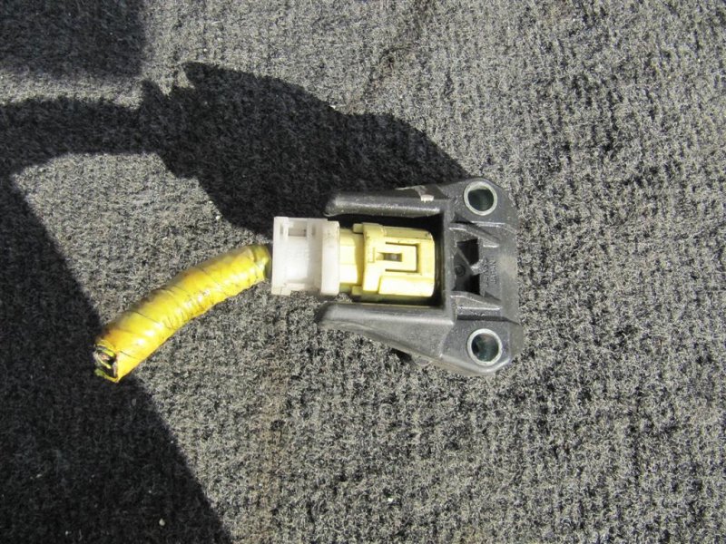 Датчик удара SUBARU OUTBACK 03-09 BP 98231AG01A Б/У