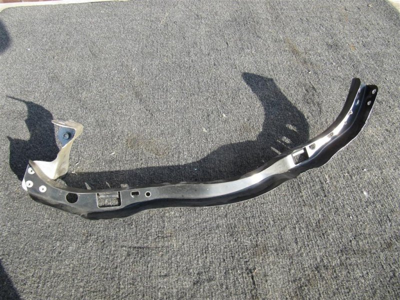 Кронштейн крепления фары передний правый SUBARU OUTBACK 03-09 BP