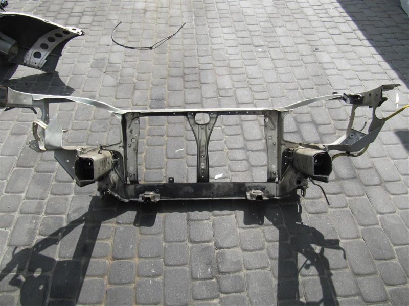 Панель передняя OUTBACK 03-09 BP