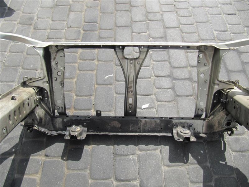 Панель передняя OUTBACK 03-09 BP