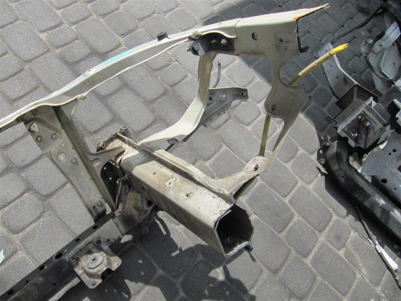 Панель передняя OUTBACK 03-09 BP