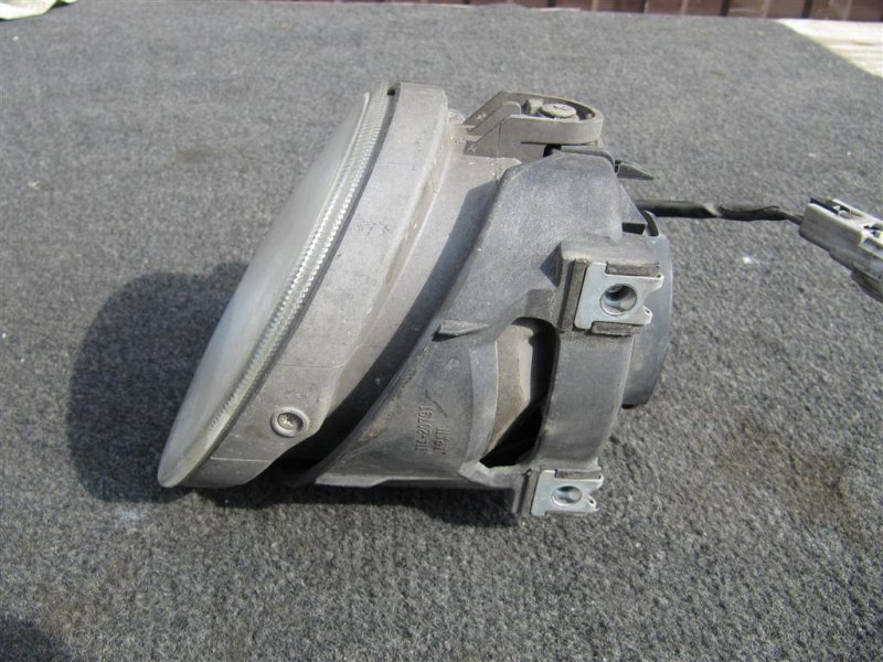 Противотуманная фара левая SUBARU OUTBACK 03-09 BP
