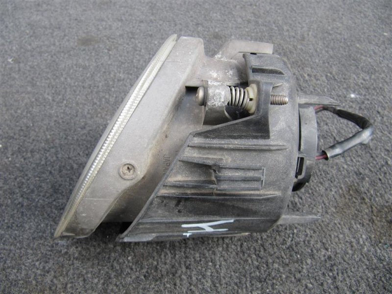 Противотуманная фара правая OUTBACK 03-09 BP